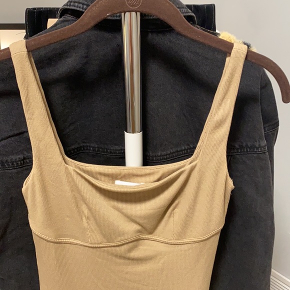 NEW Princess Polly Nude DRESS! Form Fitting! - Picture 4 of 5